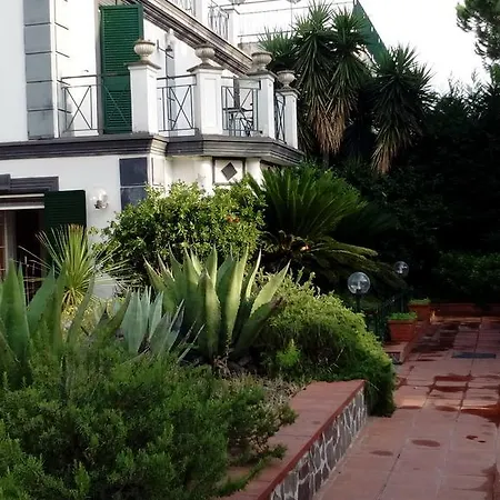 Siranita Villa